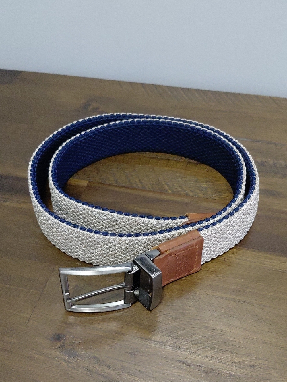 Tommy Bahama Men's Reversible Braided Stretch Belt (Khaki/Navy, S/M)